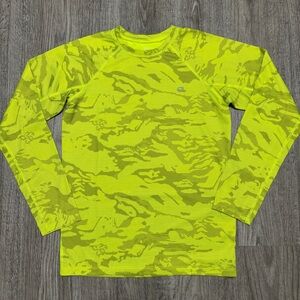 GapFit Dry Long Sleeve Gym Training  Shirt Men’s XXL Neon Camo Athletic.